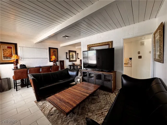 $1,250 | 421 Harvard Street, Las Vegas, NV 89107