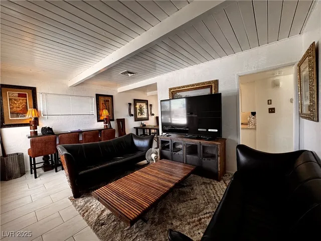 $1,250 | 421 Harvard Street, Las Vegas, NV 89107