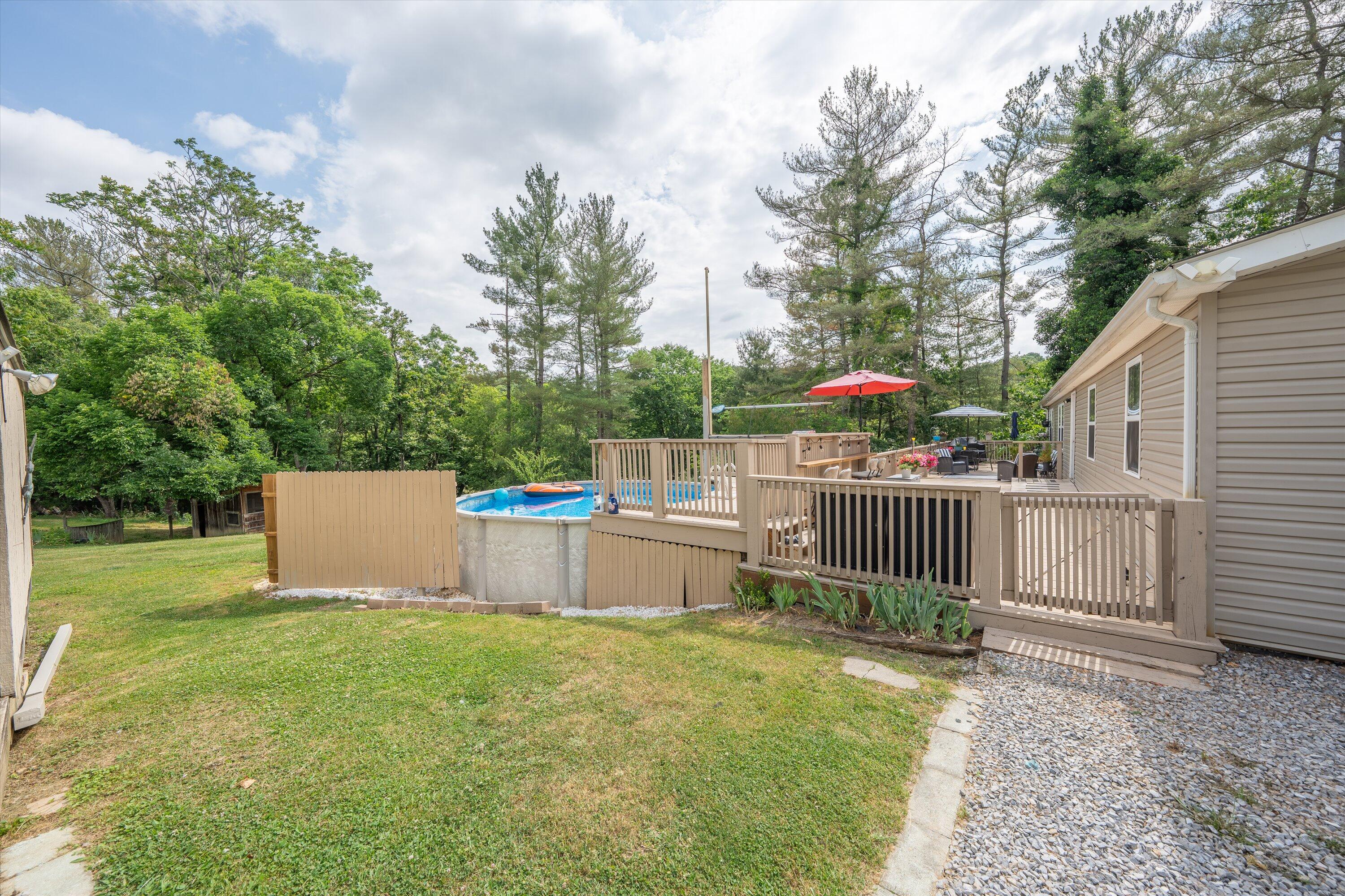 5184 North W River Road Salem, VA 24153 - Photo 35 of 48 35-06102026 (8)