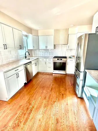 $3,075 | 1838 Holly Lane, Munster, IN 46321