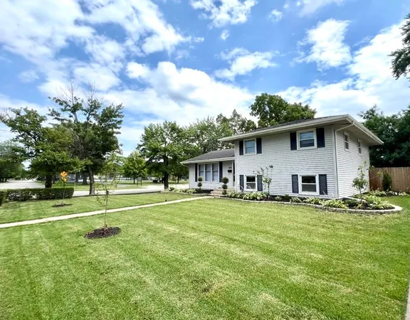 $3,075 | 1838 Holly Lane, Munster, IN 46321