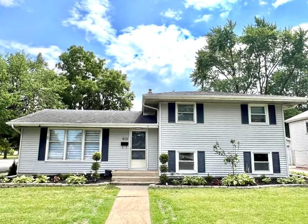 $3,075 | 1838 Holly Lane, Munster, IN 46321