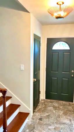 $3,075 | 1838 Holly Lane, Munster, IN 46321