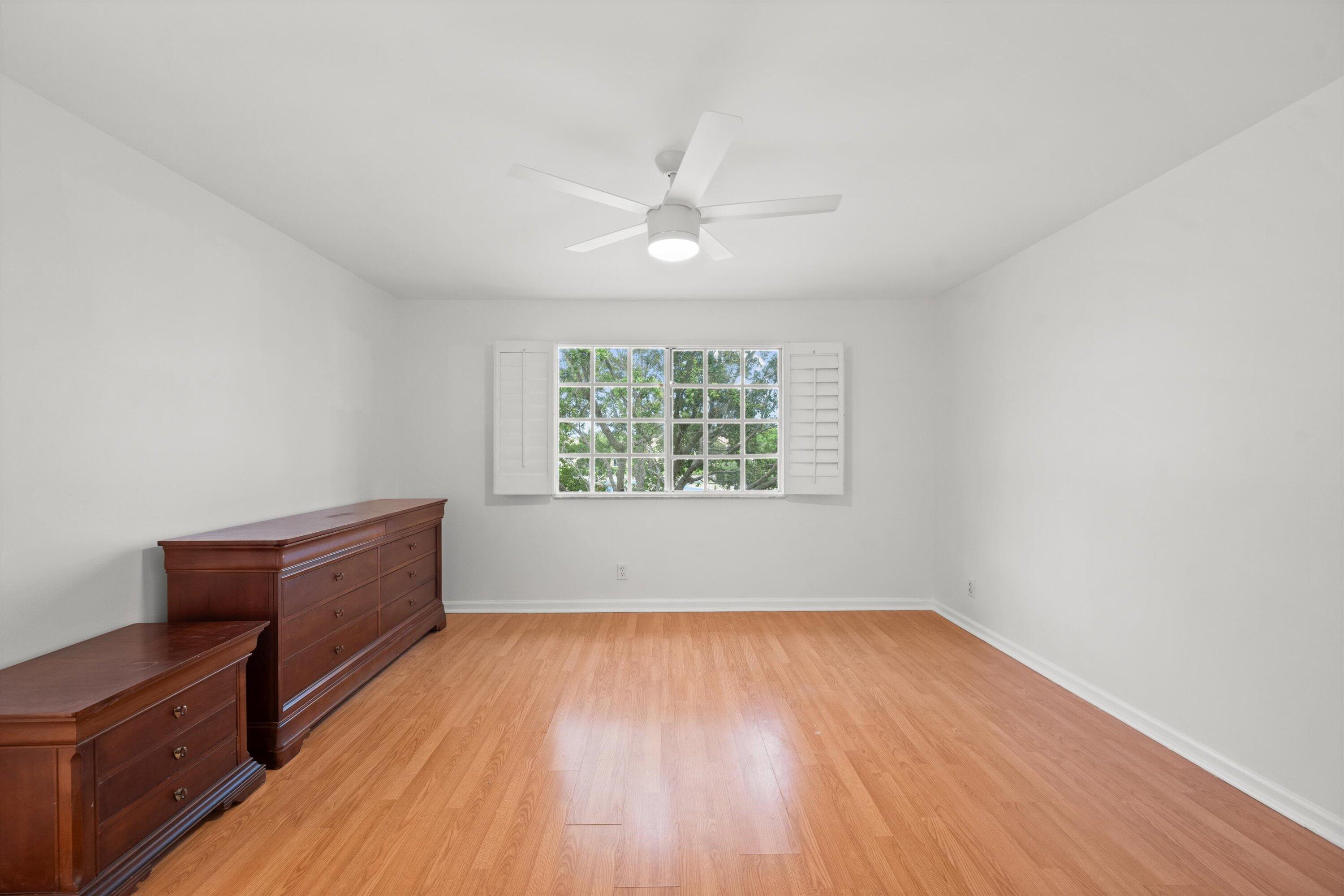 796 Imperial Lake Road West Palm Beach, FL 33413 - Photo 13 of 24 12-DSC_4857