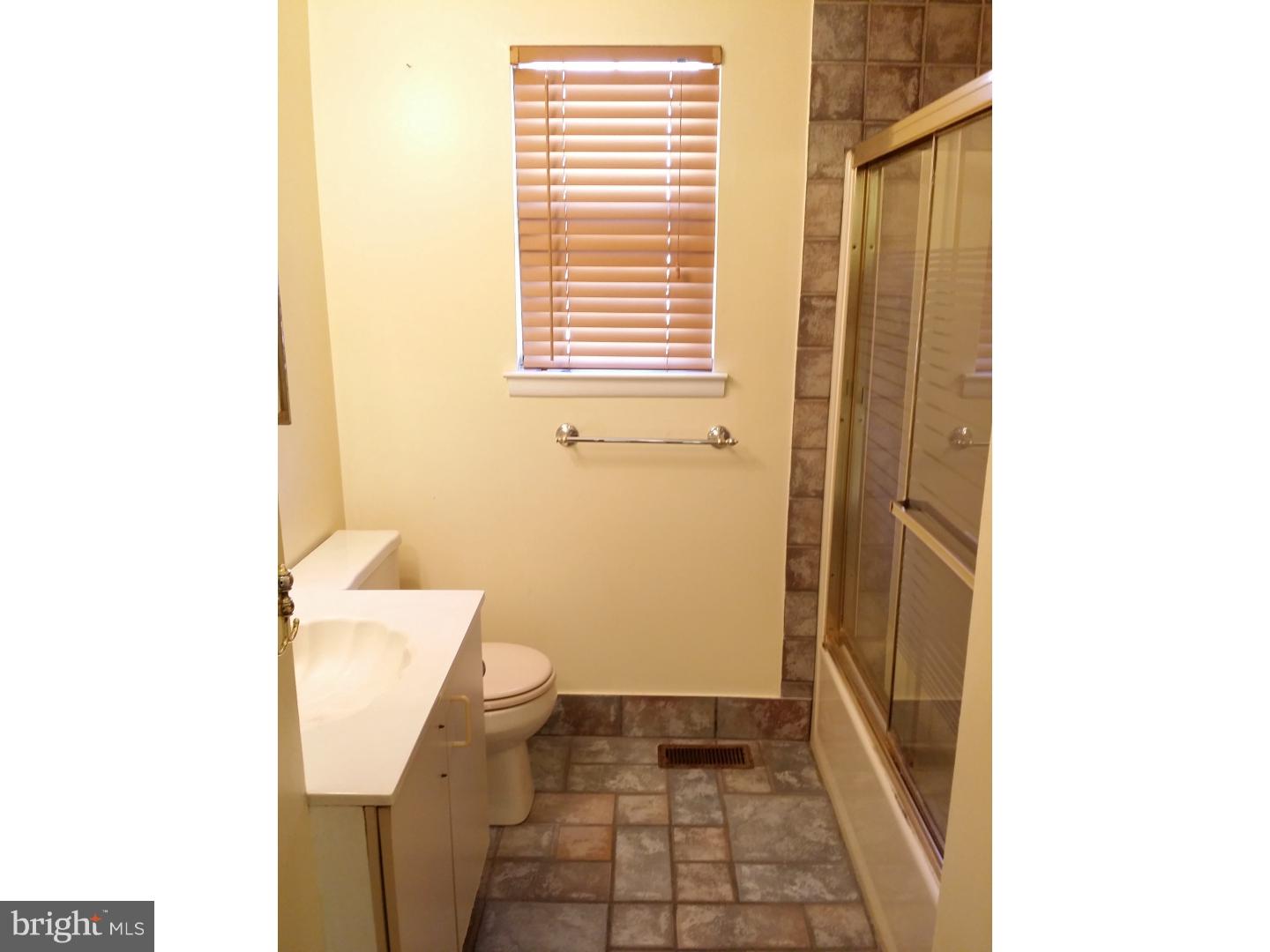 17 Jefferson Street Riverside, NJ 08075 - Photo 6 of 7