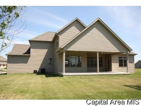 2440 Wimbledon Place Springfield, IL 62704 - Photo 2 of 12 Gallery Image 2
