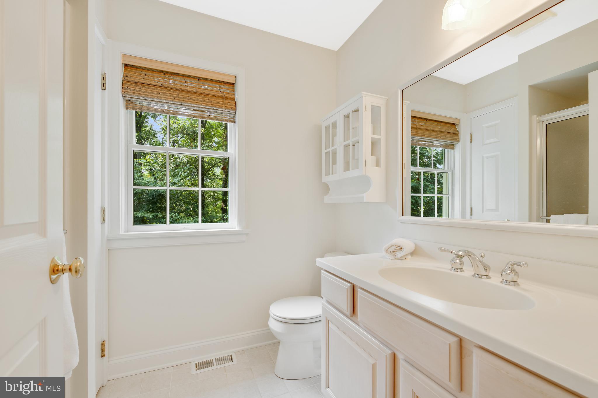 930 Hopewell Road Downingtown, PA 19335 - Photo 8 of 52 Main Level In-Law Quarters Full Bathroom