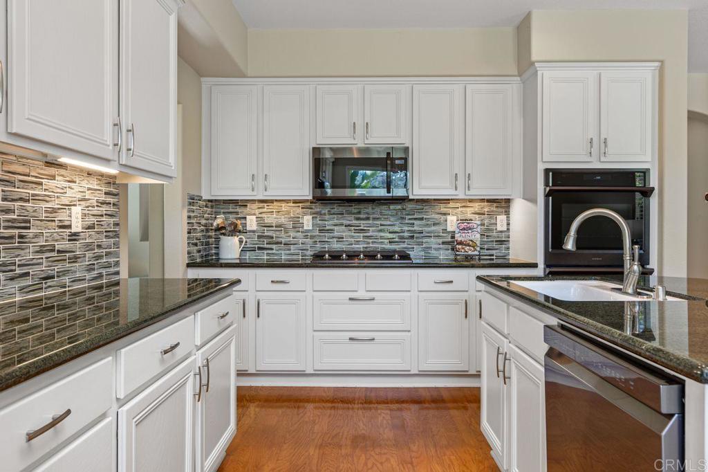 2865 Rancho Rio Chico Carlsbad, CA 92009 - Photo 13 of 53