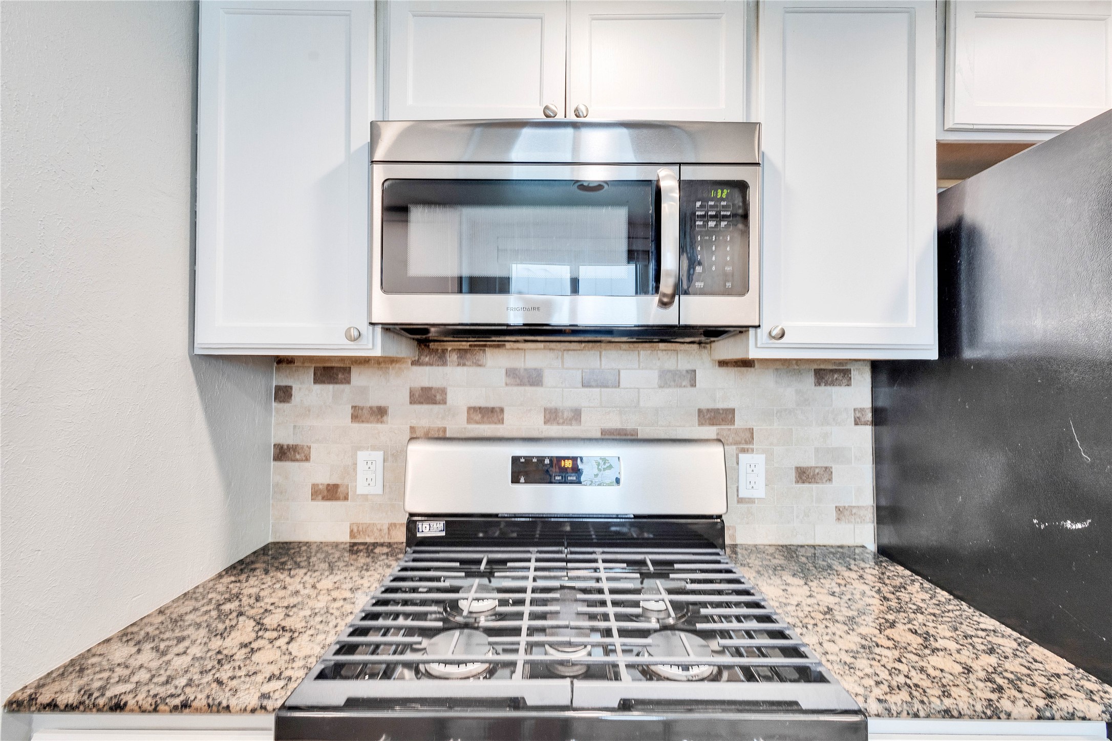 1007 Echo Lane Austin, TX 78745 - Photo 10 of 30