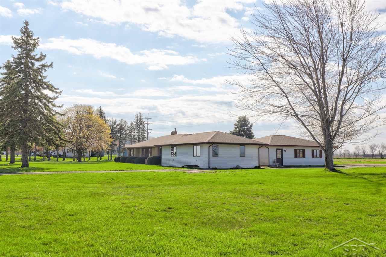 7695 West Caro Road Reese, MI 48757 - Photo 2 of 40 50044129-1.JPG