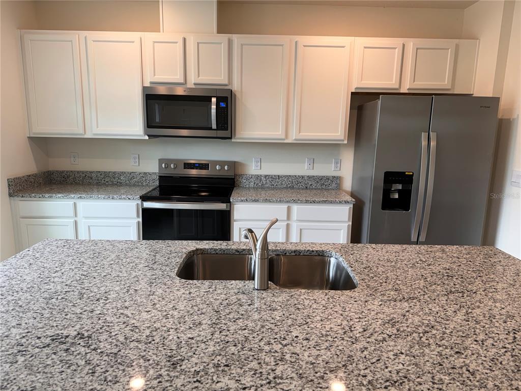 17085 Water Spring Boulevard Winter Garden, FL 34787 - Photo 7 of 29