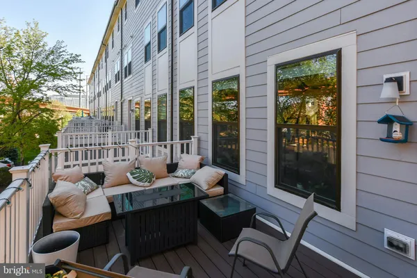 $4,500 | 5692 Stephanie Tessa Way, Unit 50, Alexandria, VA 22303