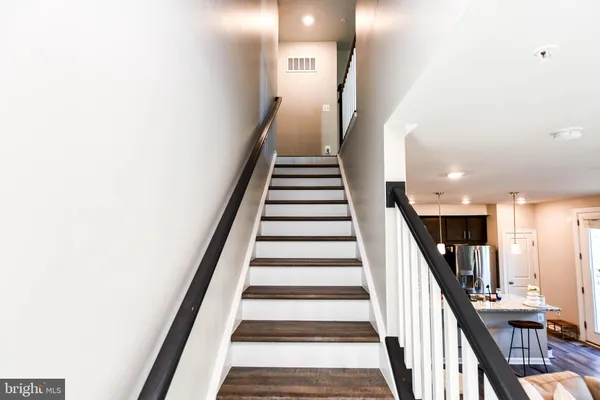$4,500 | 5692 Stephanie Tessa Way, Unit 50, Alexandria, VA 22303