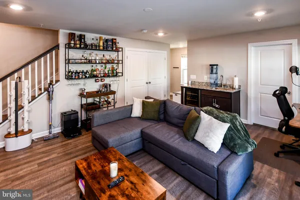 $4,500 | 5692 Stephanie Tessa Way, Unit 50, Alexandria, VA 22303