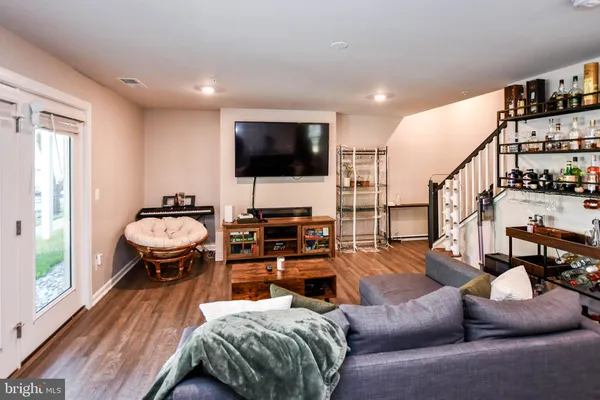 $4,500 | 5692 Stephanie Tessa Way, Unit 50, Alexandria, VA 22303