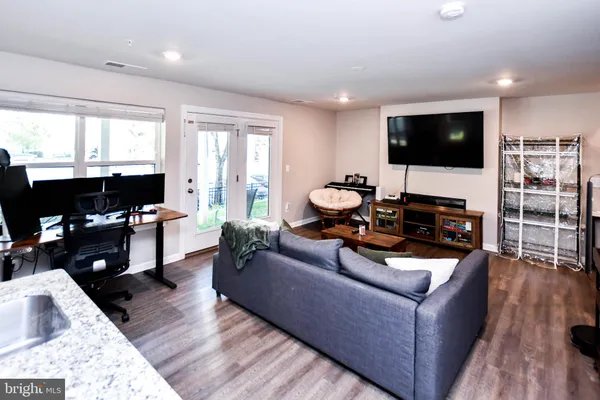$4,500 | 5692 Stephanie Tessa Way, Unit 50, Alexandria, VA 22303