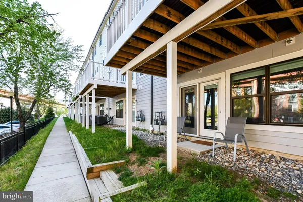 $4,500 | 5692 Stephanie Tessa Way, Unit 50, Alexandria, VA 22303