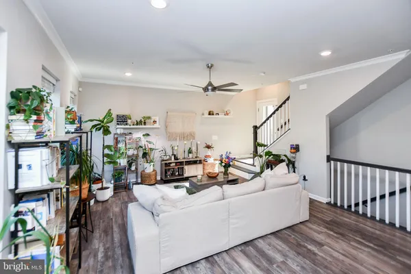 $4,500 | 5692 Stephanie Tessa Way, Unit 50, Alexandria, VA 22303