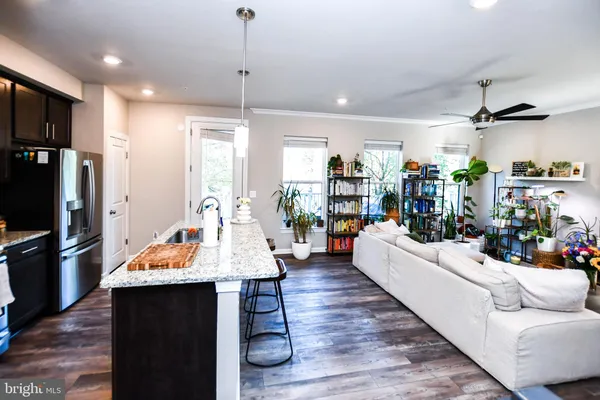$4,500 | 5692 Stephanie Tessa Way, Unit 50, Alexandria, VA 22303