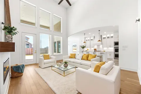 $795,000 | 541 Sprigtail Drive, Katy, TX 77493