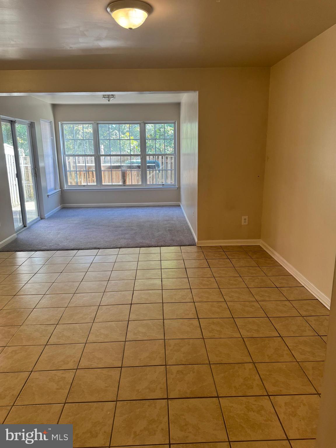 3850 Koval Lane Woodbridge, VA 22192 - Photo 39 of 61 a view of an empty room and window
