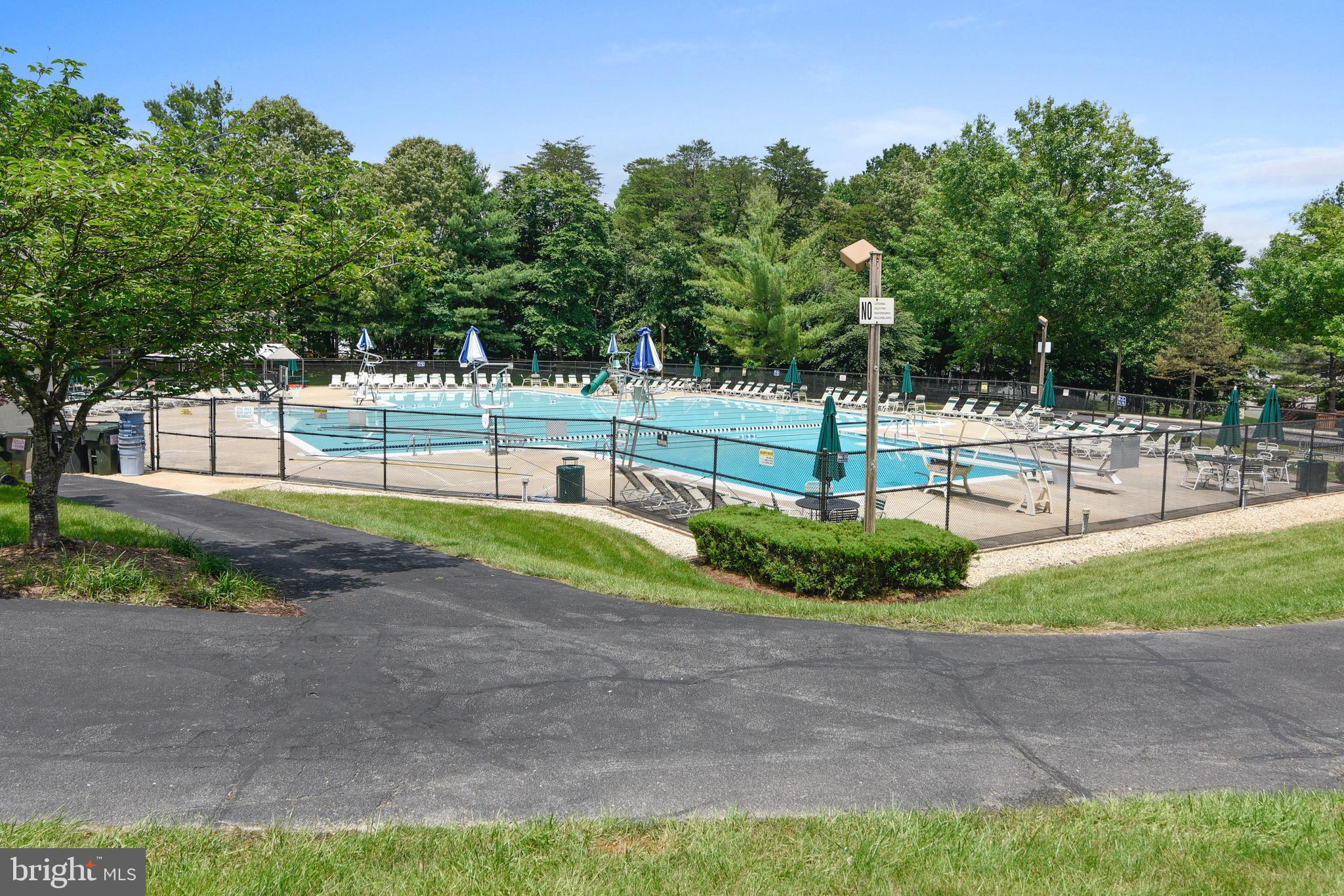3850 Koval Lane Woodbridge, VA 22192 - Photo 52 of 61 One of five community pools