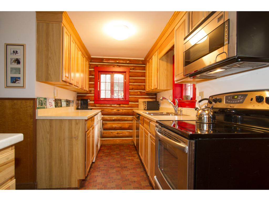 5395 Vermont Rte 100 Londonderry, VT 05148 - Photo 4 of 15