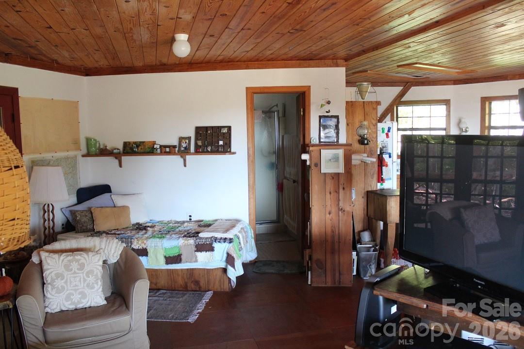 745 Broom Road Tuckasegee, NC 28783 - Photo 23 of 42 a room with furniture