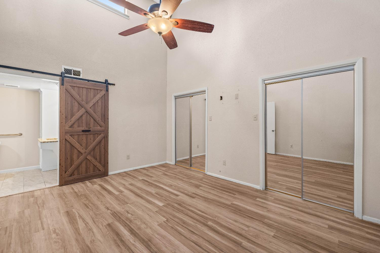 3314 78th Street Lubbock, TX 79423 - Photo 33 of 43 Side A Updated Main Suite