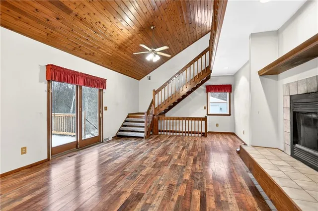 a view of an empty room