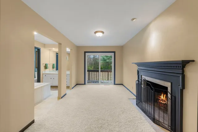 $640,000 | 1150 Nottingham Lane, Elgin, IL 60120