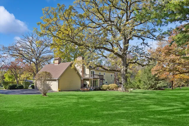 $640,000 | 1150 Nottingham Lane, Elgin, IL 60120