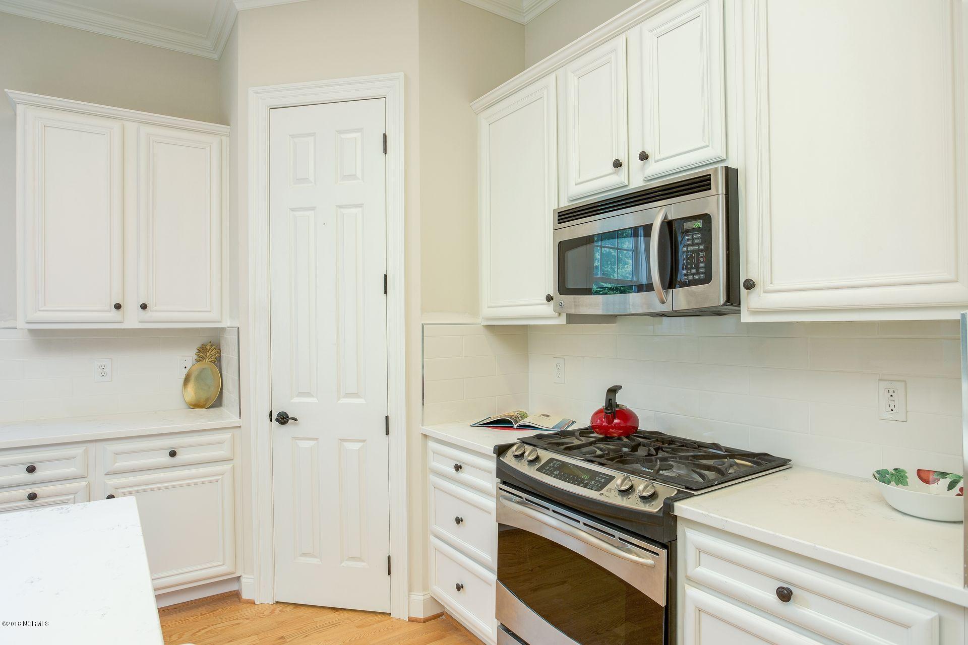 583 Tanbridge Road Wilmington, NC 28405 - Photo 15 of 46 18