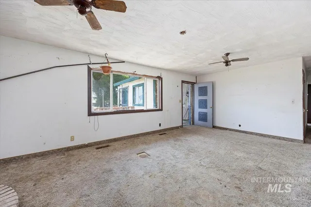 $229,000 | 63 South 600 West, Burley, ID 83318