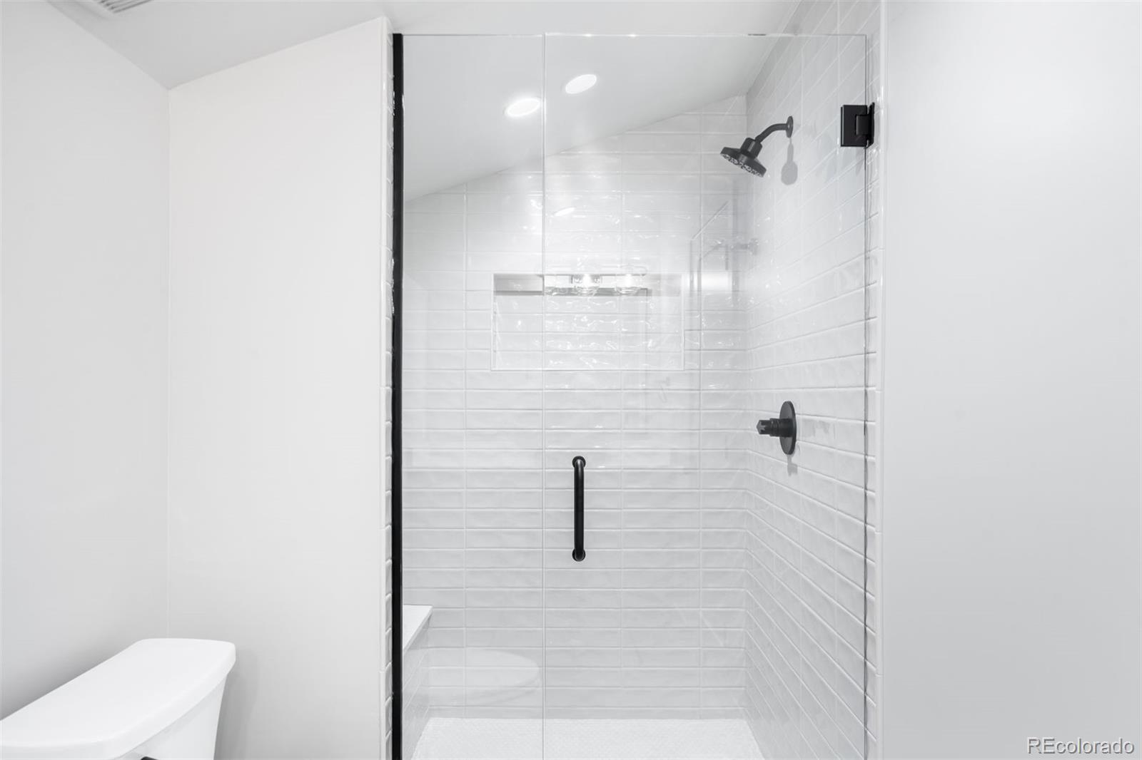 407 Madison Street Denver, CO 80206 - Photo 26 of 38