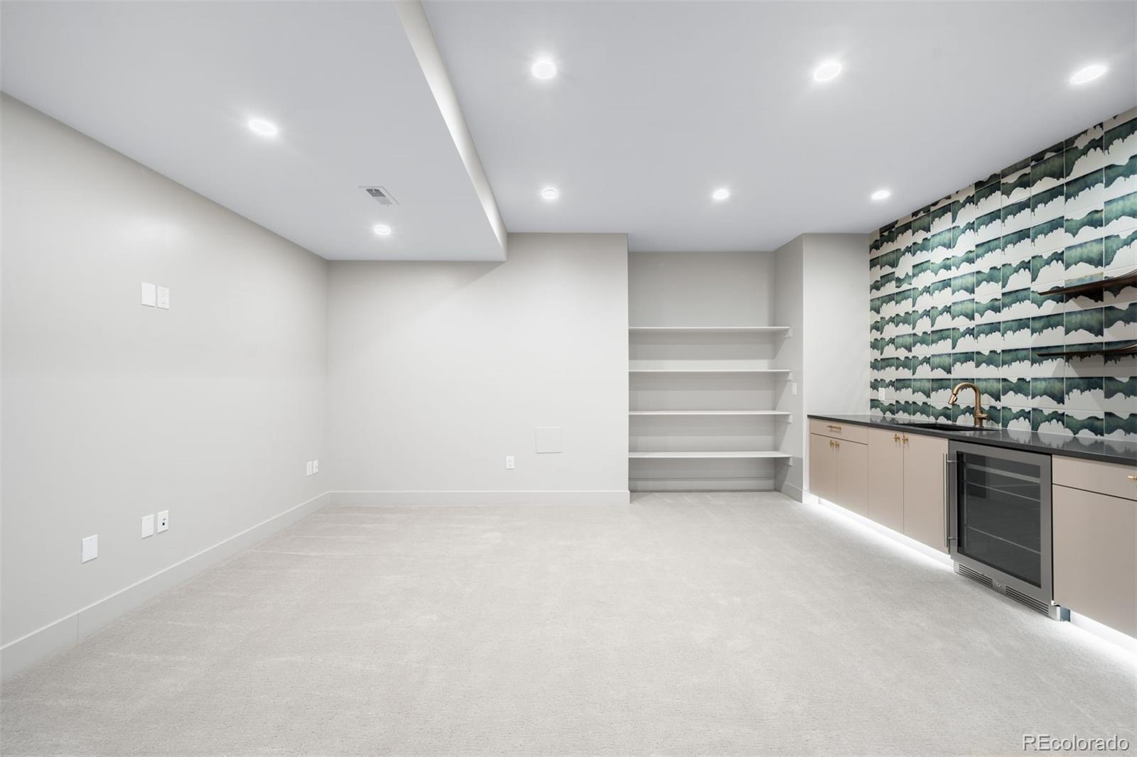 407 Madison Street Denver, CO 80206 - Photo 32 of 38