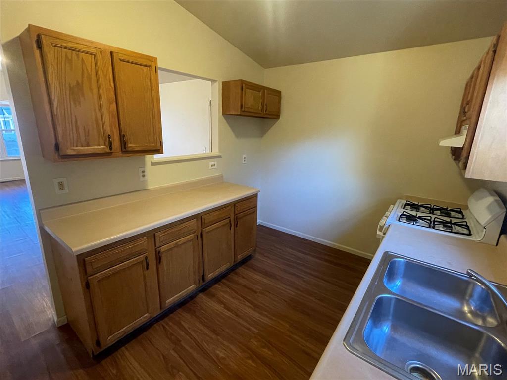 1418 Fletcher Street Alton, IL 62002 - Photo 3 of 13