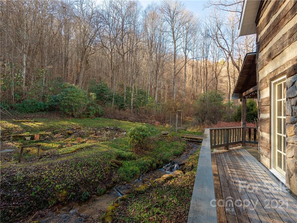 619 Walker Road Waynesville, NC 28786 - Photo 22 of 28 Gallery Image 22