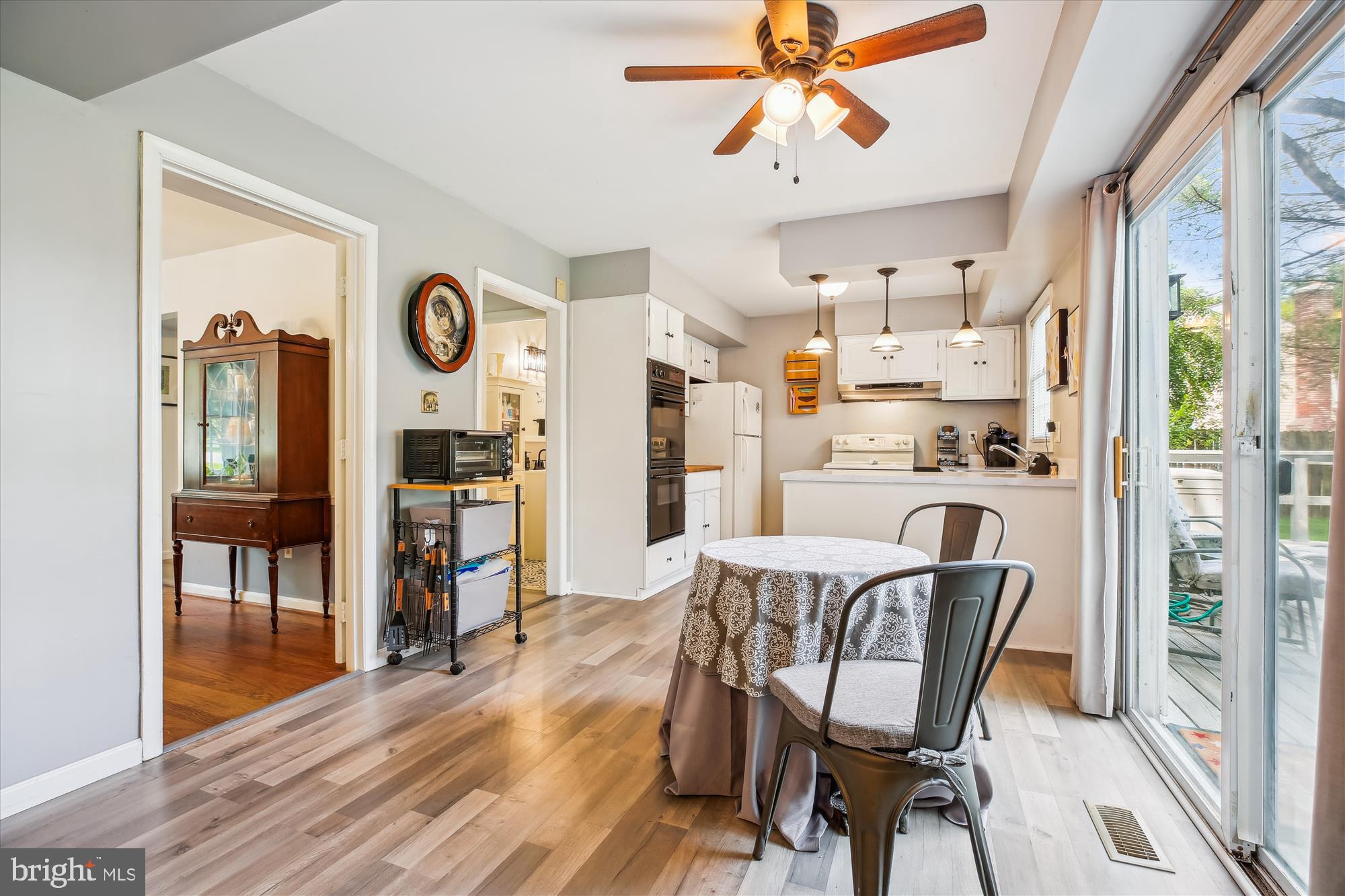 3109 Birchtree Lane Silver Spring, MD 20906 - Photo 17 of 100 Breakfast Area