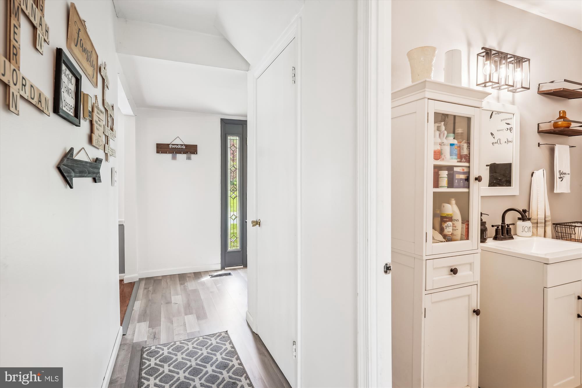 3109 Birchtree Lane Silver Spring, MD 20906 - Photo 29 of 100 Hall