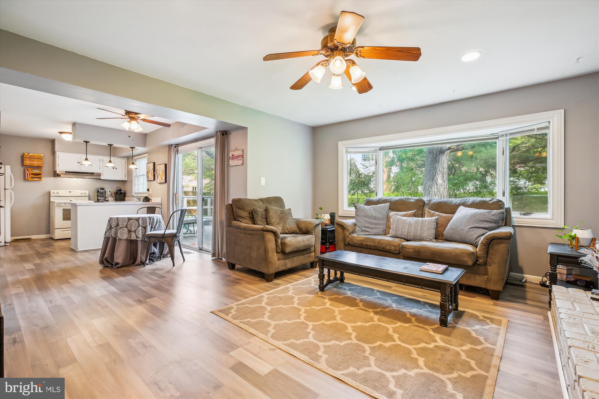 3109 Birchtree Lane Silver Spring, MD 20906 - Photo 10 of 100 Family Room