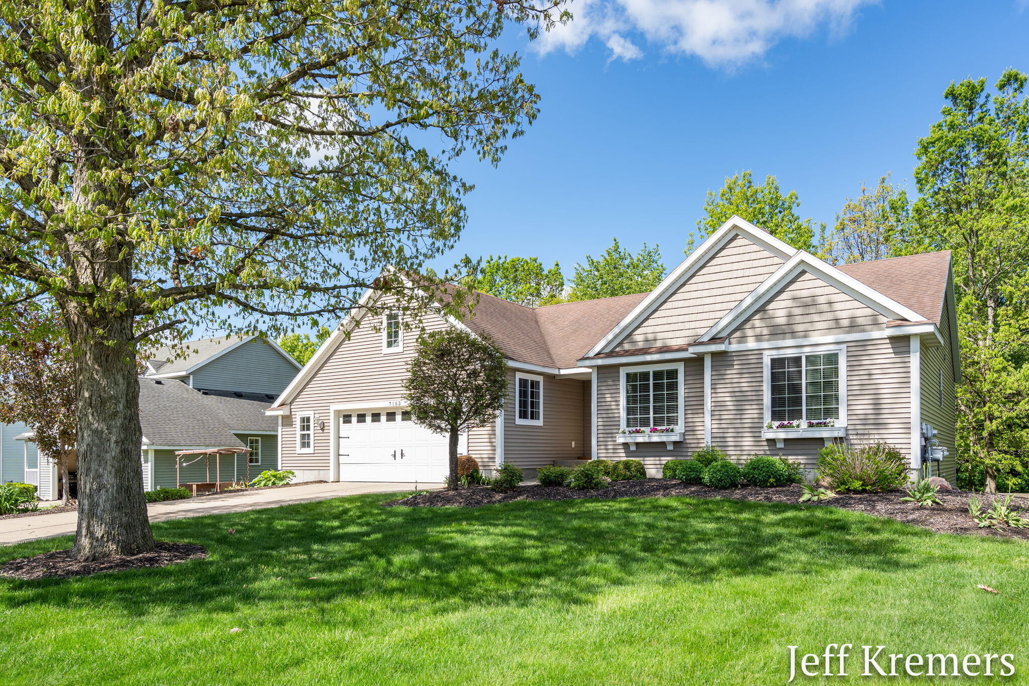 7153 Keystone Court Jenison, MI 49428 - Photo 1 of 48 1-web-or-mls-7153 Keystone-1