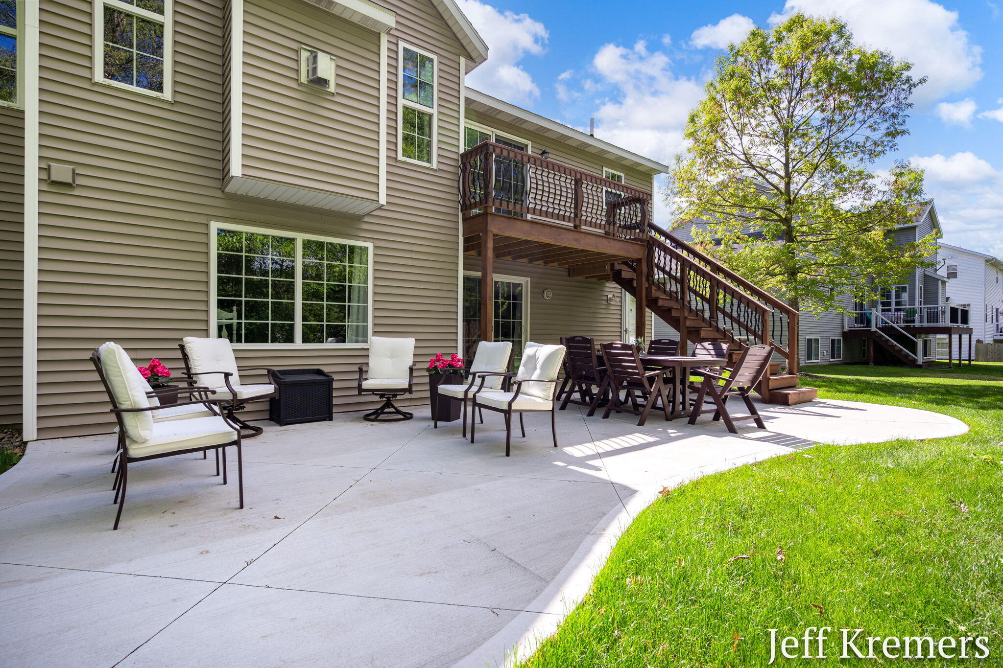 7153 Keystone Court Jenison, MI 49428 - Photo 7 of 48 10-web-or-mls-7153 Keystone-10
