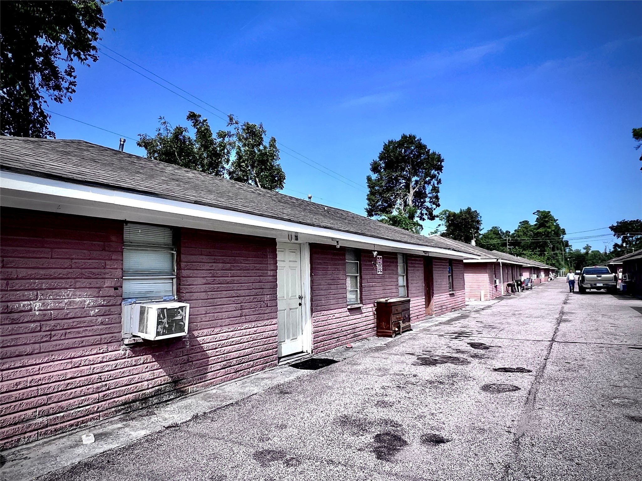 1825 West Little York Road, Unit MANY Houston, TX 77091 - Photo 6 of 36