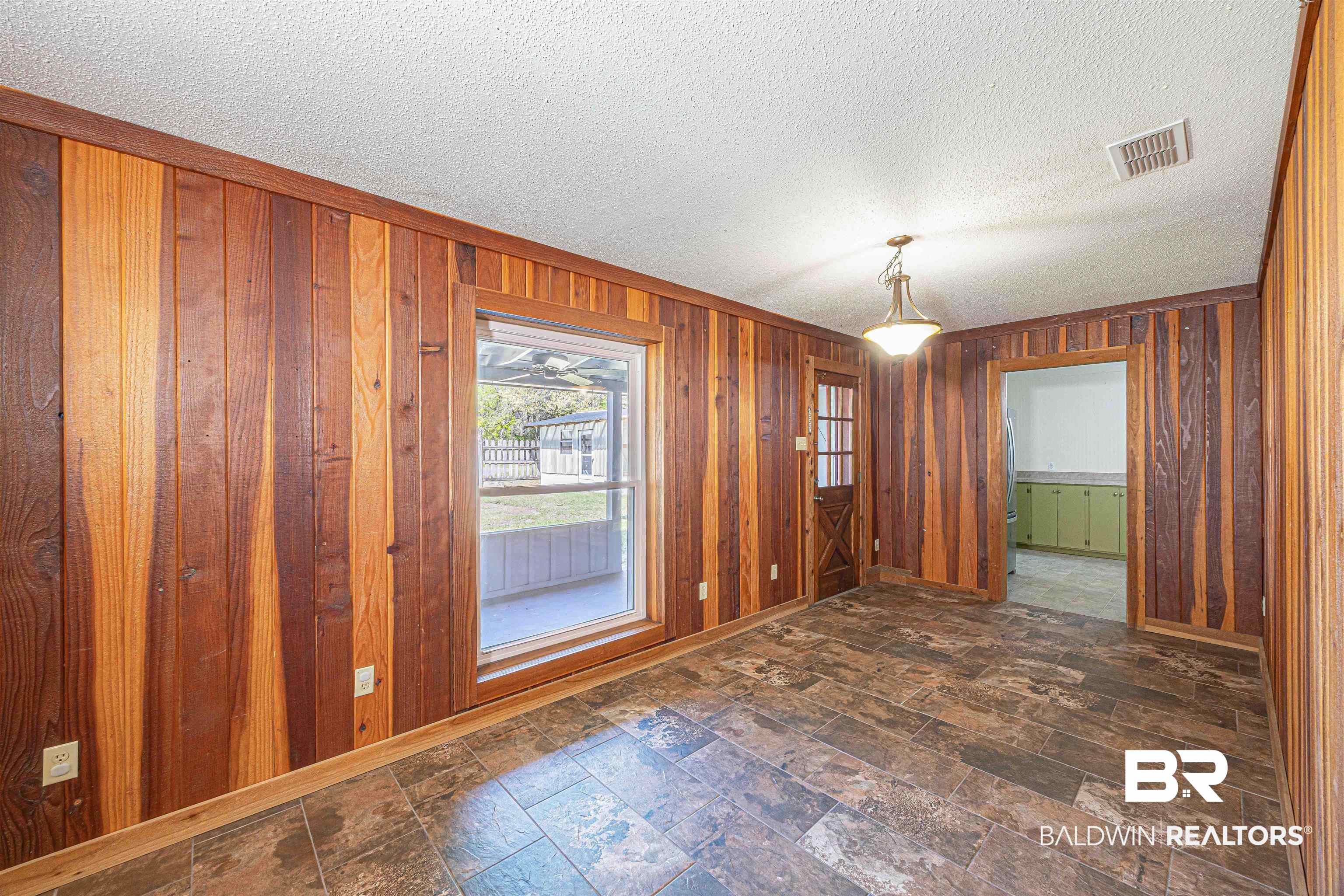 43101 Brown Road Bay Minette, AL 36507 - Photo 11 of 81 Family room/ breakfast room