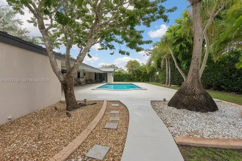 $1,759,000 | 7430 Southwest 142nd Terrace, Palmetto Bay, FL 33158