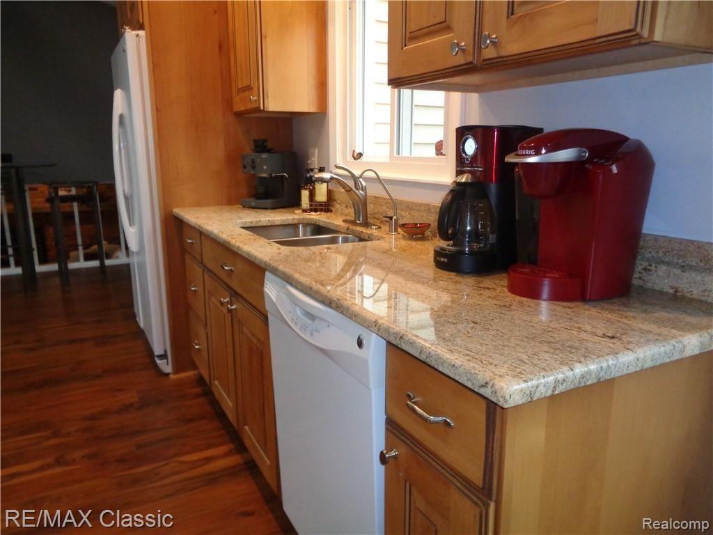 4860 Harvey Lake Road Highland, MI 48356 - Photo 33 of 57 DSC02436.JPG