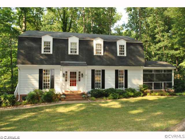 3043 Kenmore Road Richmond, VA 23225 - Photo 1 of 12 Exterior Front