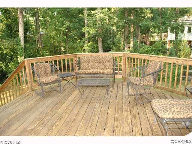 3043 Kenmore Road Richmond, VA 23225 - Photo 10 of 12 Patio/Deck