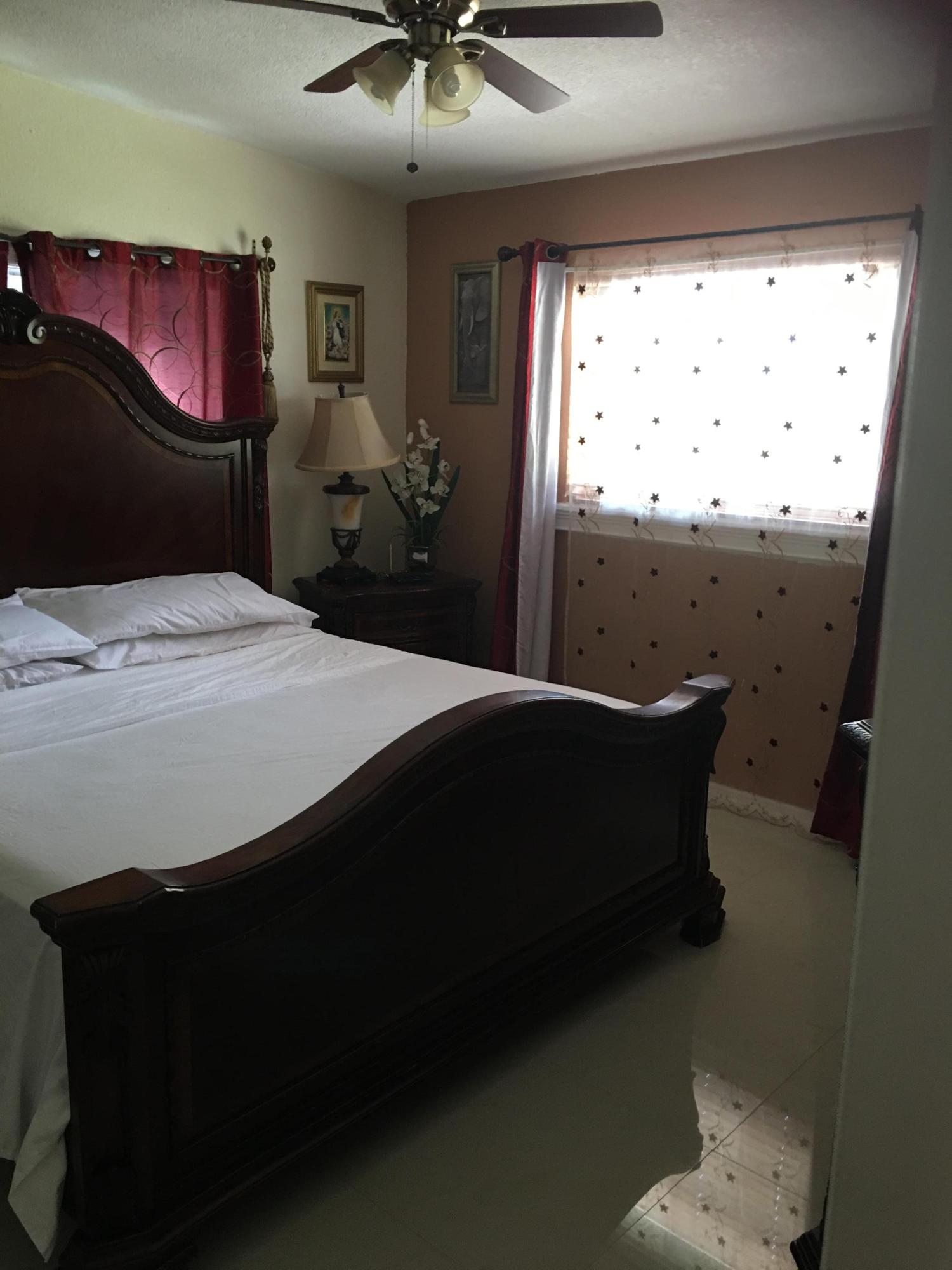 2446 Rue Road West Palm Beach, FL 33415 - Photo 9 of 12 IMG_0431